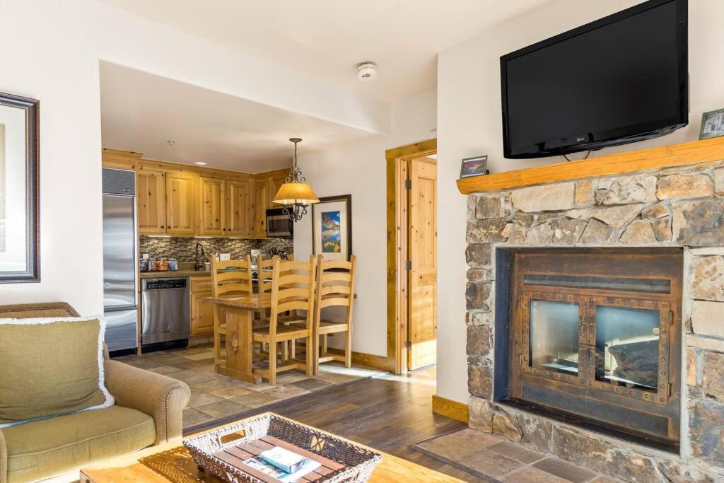 Blue Collar Boutique: Affordable Adventure Aparthotel Telluride Buitenkant foto